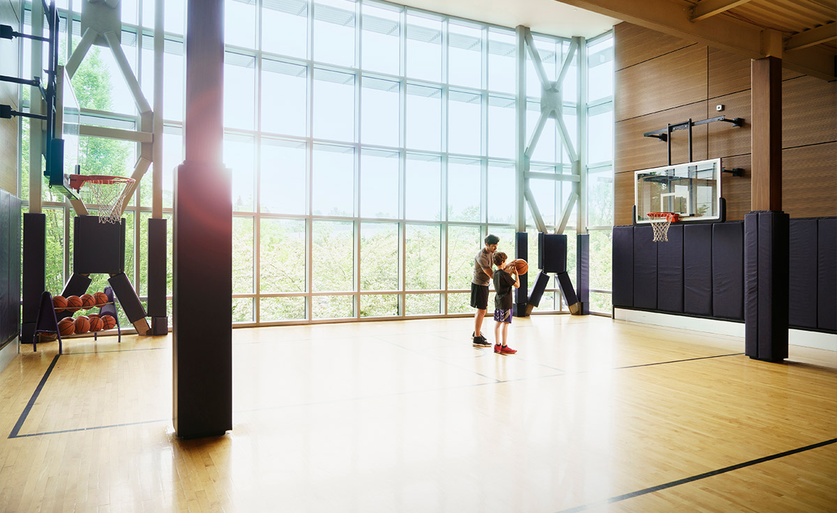 Indoor Basketball Court2?>